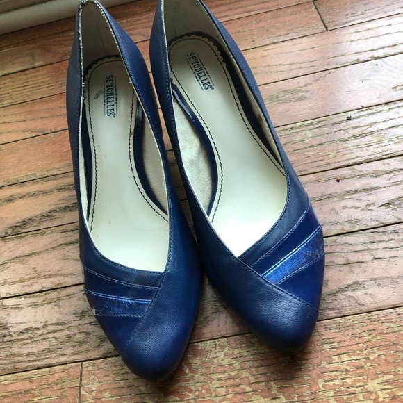 Seychelles Vintage Pumps - Picture 3 of 7